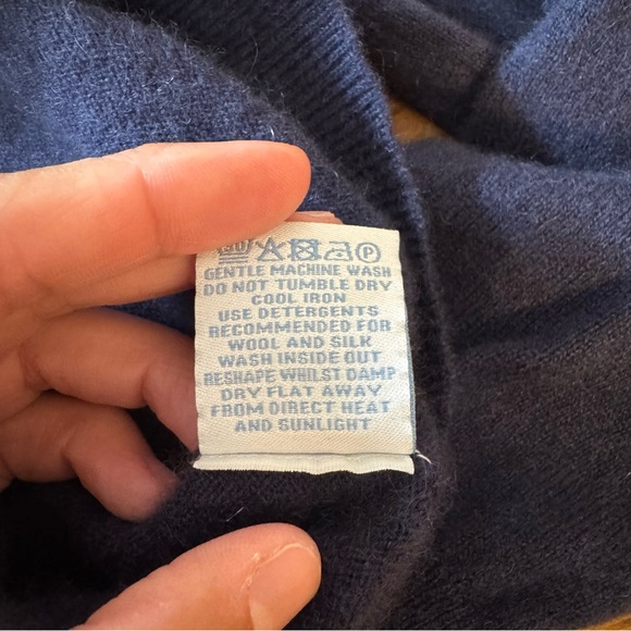 Boden Cashmere Cardigan Sweater Women’s 4 Dark Blue Button Up Long Sleeve - Picture 5 of 10